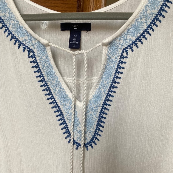 Gap Boho style top. Size S - Picture 2 of 6